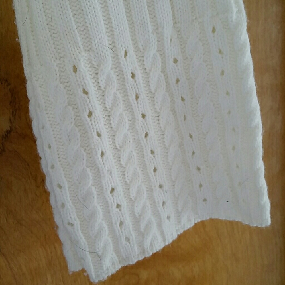 Sweater - Picture 2 of 4